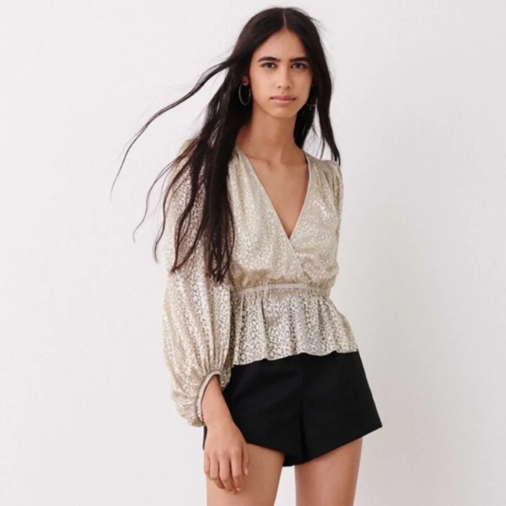 Ba&sh Caitlin gold metallic vneck peplum elastic cuff & waist 2 shirt/blouse